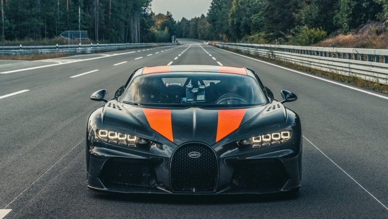 Η αστυνομία σταμάτησε μια Bugatti Chiron Super Sport 300+ αλλά όχι για το λόγο που νομίζετε (vid)