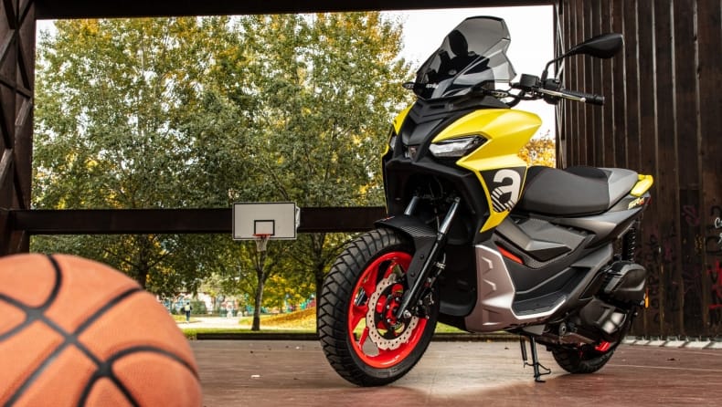 Aprilia SR GT: Scooter περιπέτειας με ιταλική φινέτσα (vid)