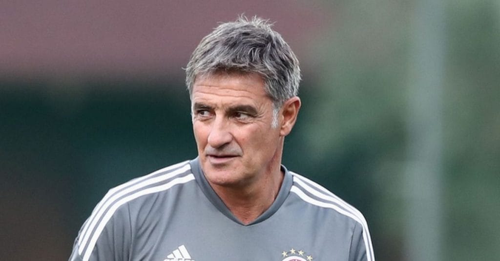 Ολυμπιακός: Ο Μίτσελ θέλει να κερδίσει το πρώτο μεγάλο “στοίχημα” των 12 αγώνων σε 43 ημέρες