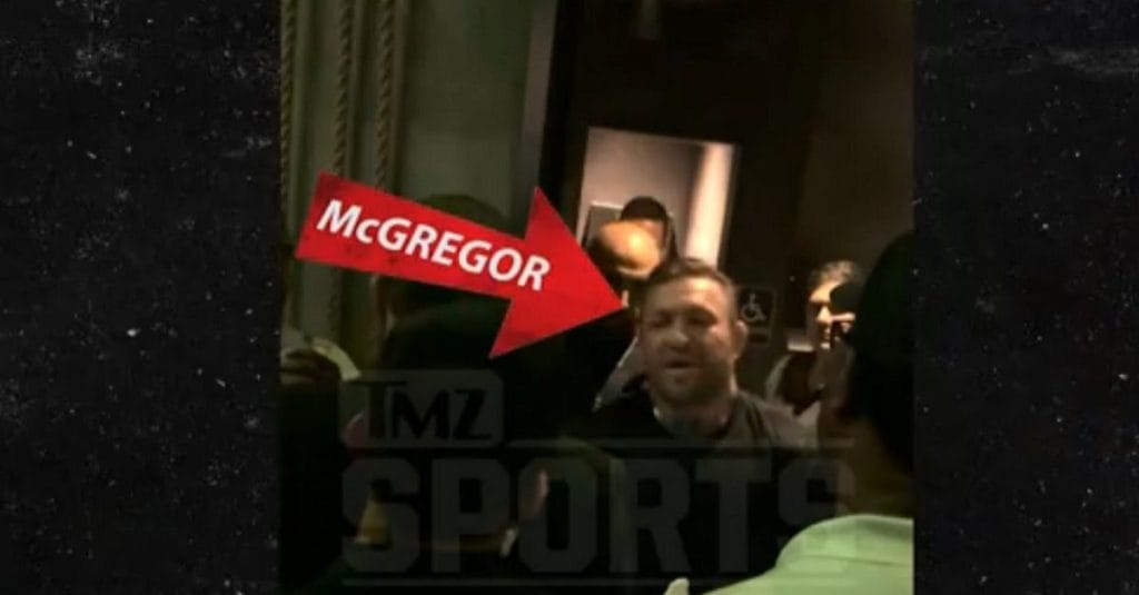 ΜακΓκρέγκορ: VIDEO του TMZ από την στιγμή που οδηγεί στην τουαλέτα τη γυναίκα που τον κατηγορεί για βιασμό