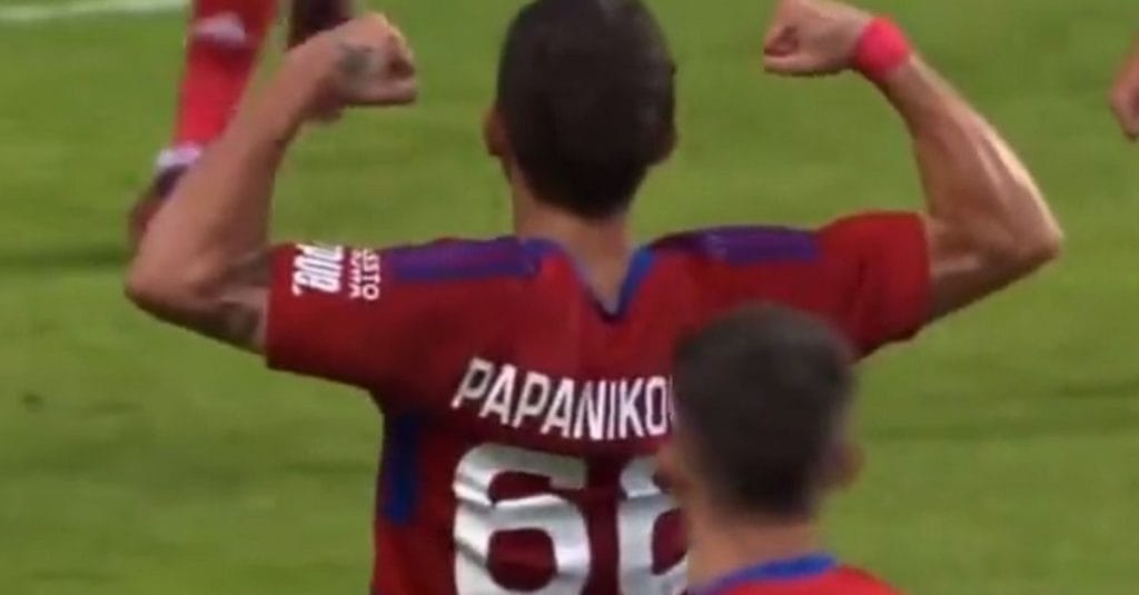 Champions League: Ο Παπανικολάου σφράγισε την πρόκριση της Ράκοβ με γκολάρα