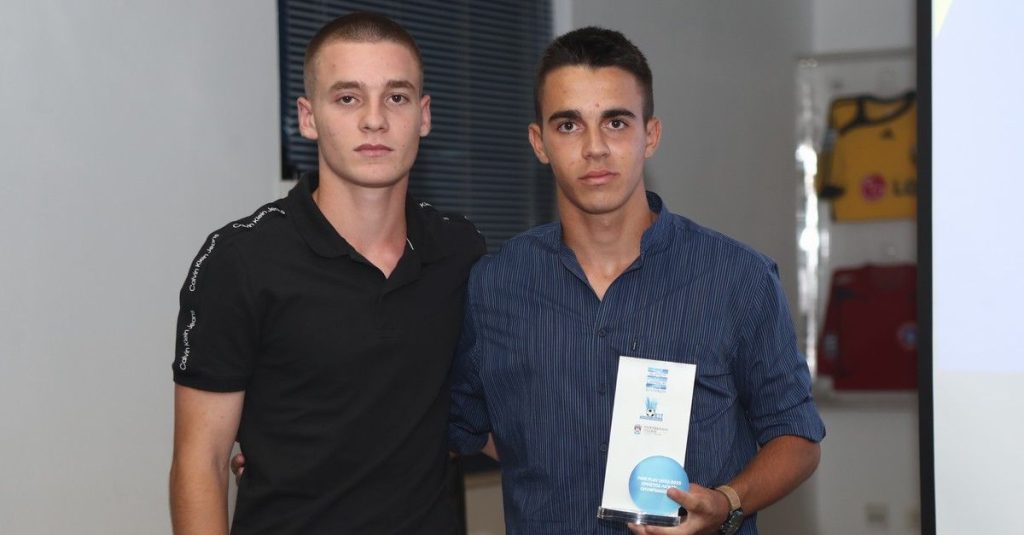 Super League: Ο Λίγδας βραβεύτηκε για το fair play της σεζόν στο Ολυμπιακός
