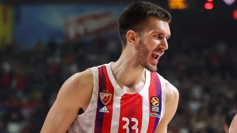 Ολυμπιακός, Πετρούσεφ: Μαθαίνοντας να ζεις για ένα όνειρο