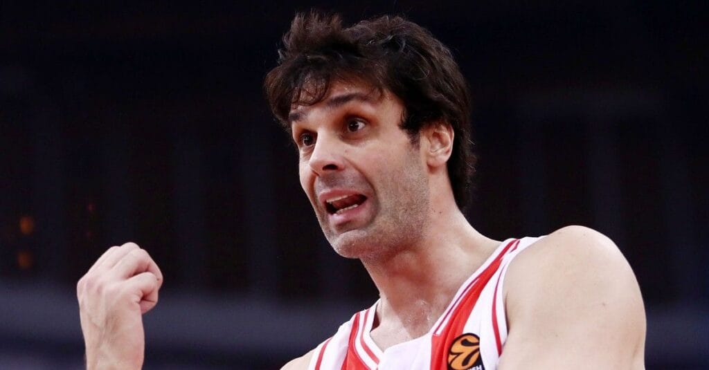 Ερυθρός Αστέρας -83: Επιστροφή στις νίκες με ρεσιτάλ στο β’ μέρος