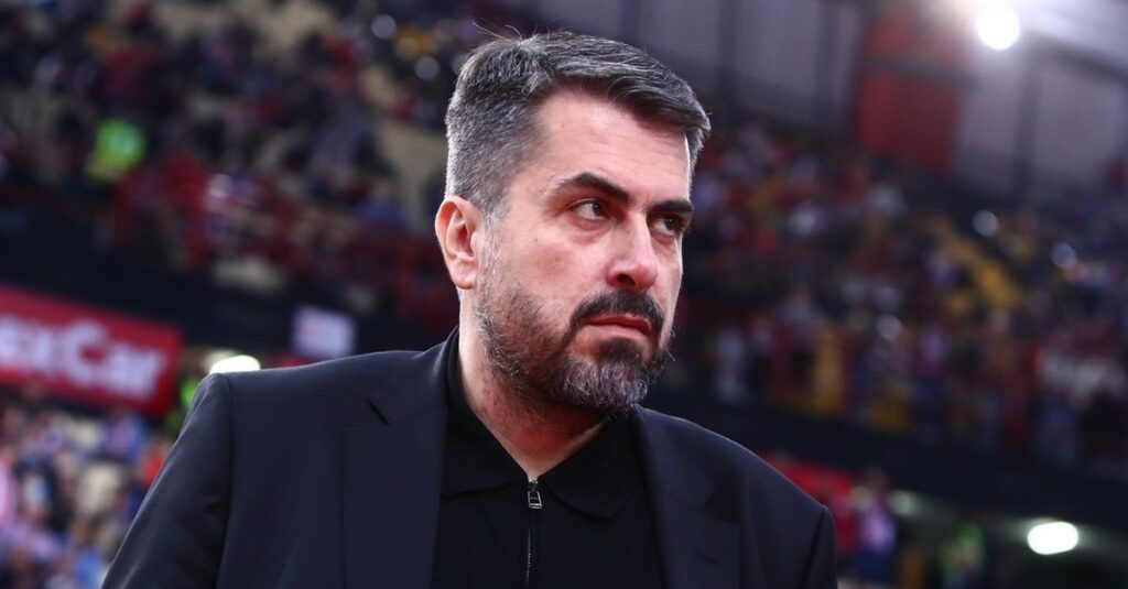 Πένθος στον Ολυμπιακό: Πέθανε ο πατέρας του Χρήστου Μπαφέ πριν από το παιχνίδι με την Μπάγερν