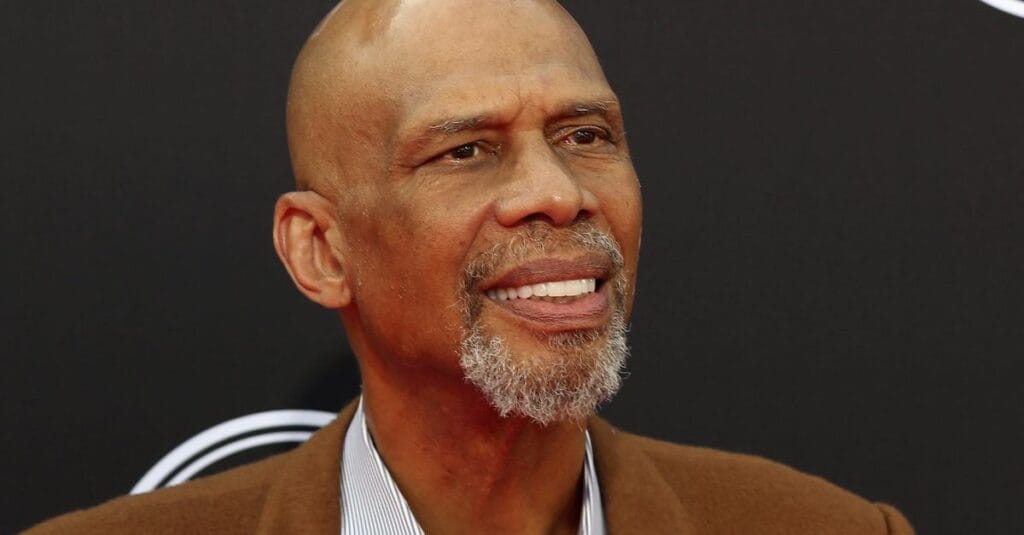 Ο Καρίμ Αμπντούλ-Τζαμπάρ νοσηλεύεται μετά από πτώση