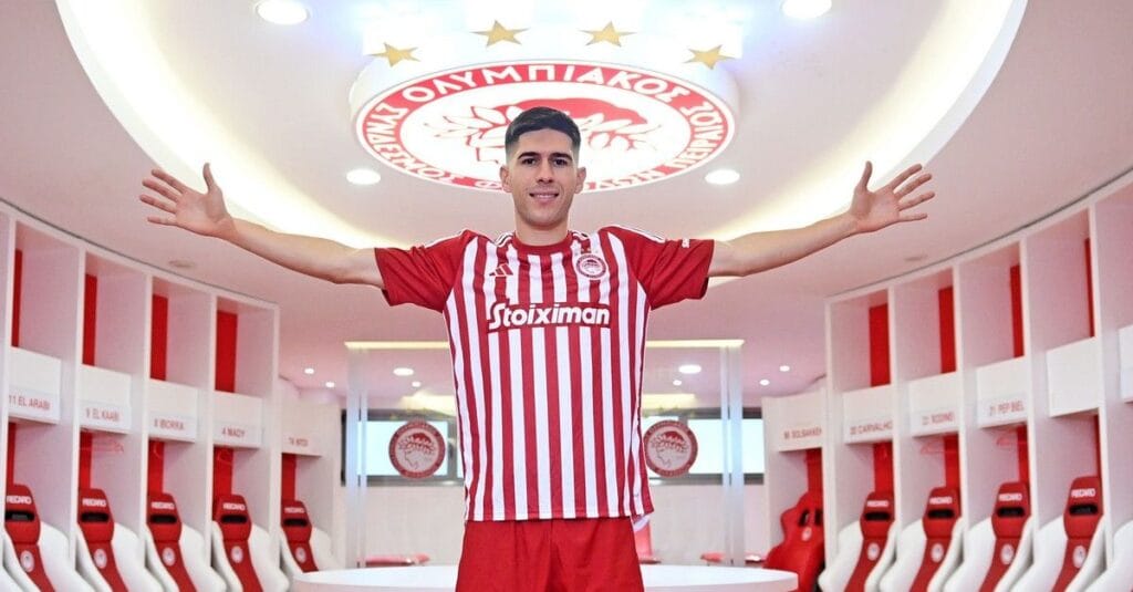 Ναβάρο: “Περήφανος που είμαι μέλος του Ολυμπιακού”