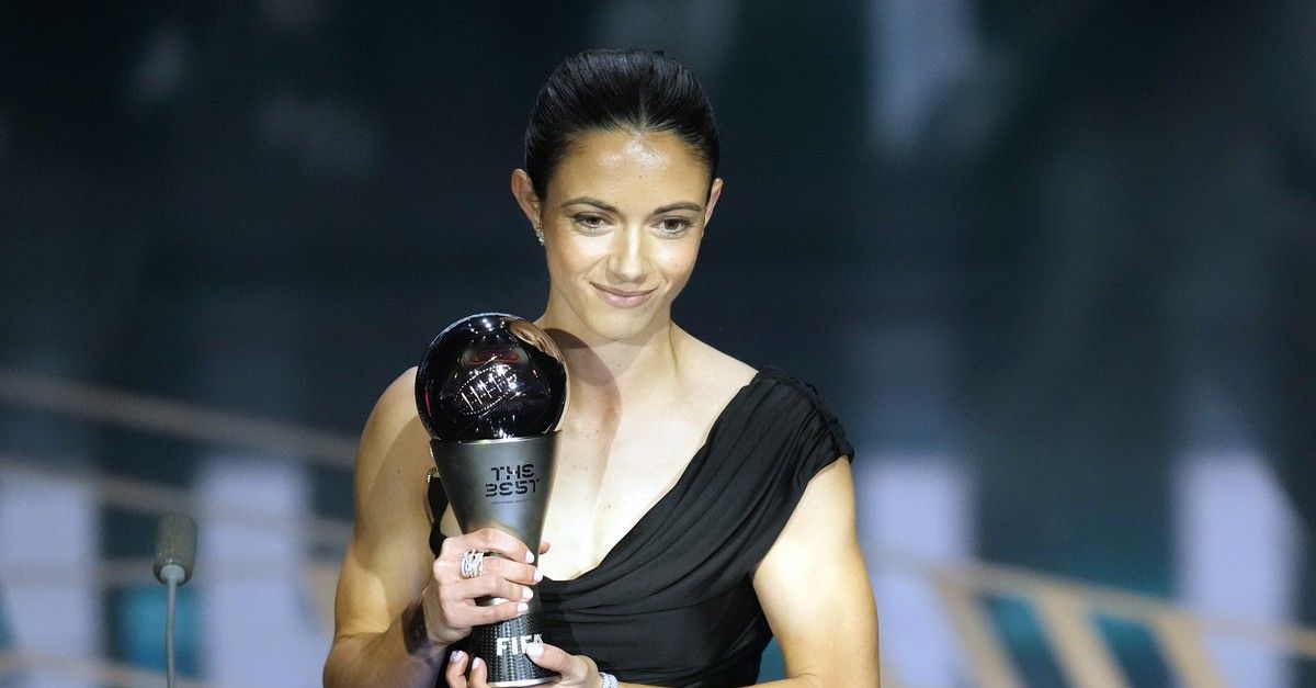 FIFA The Best 2023: Η Μπονμάτι ανέβηκε στην κορυφή του κόσμου