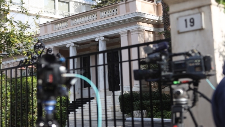 Ραγδαίες εξελίξεις μετά την μομφή για Τέμπη: «Περνάει» η πρόταση δυσπιστίας