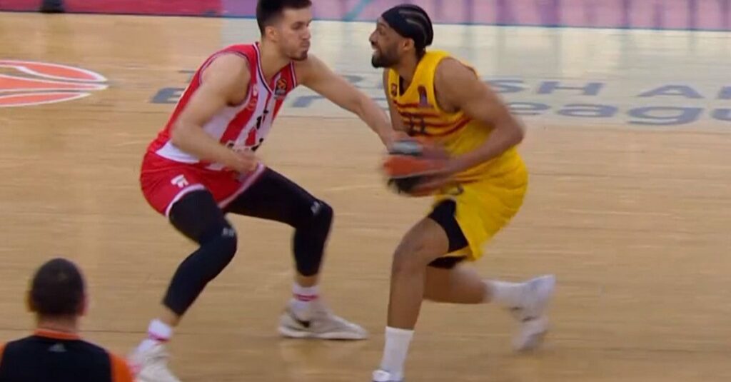 Τι είδε ο Ντιφαλά στα 0.5″ του Ολυμπιακός