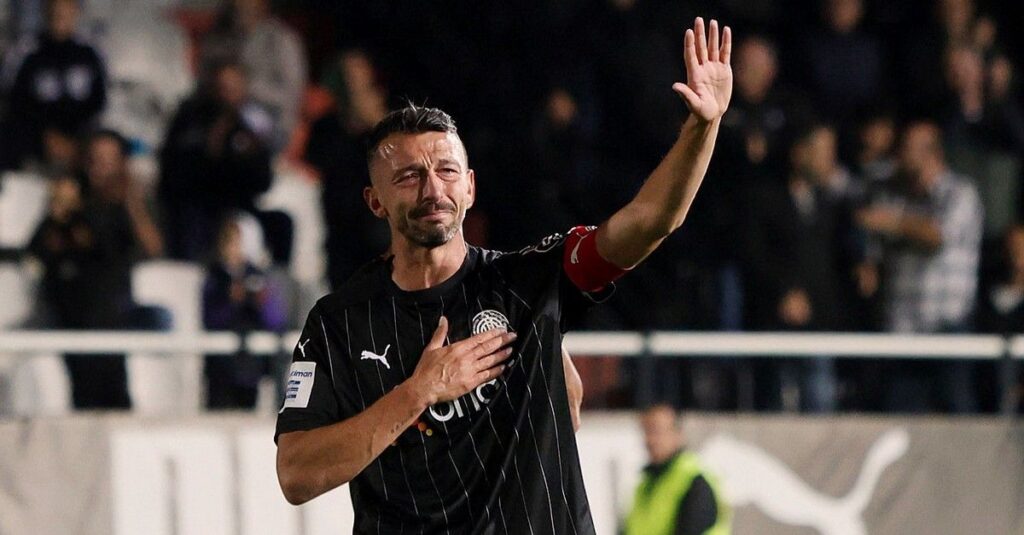 Γιαννούλης: “Ευγνώμων που τελείωσα την καριέρα μου με τη φανέλα του ΟΦΗ”