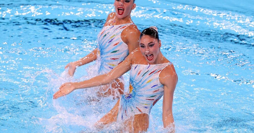 Ολυμπιακοί Αγώνες: Η Πλατανιώτη σημαιοφόρος στην Τελετή Λήξης μαζί με τον Καραλή