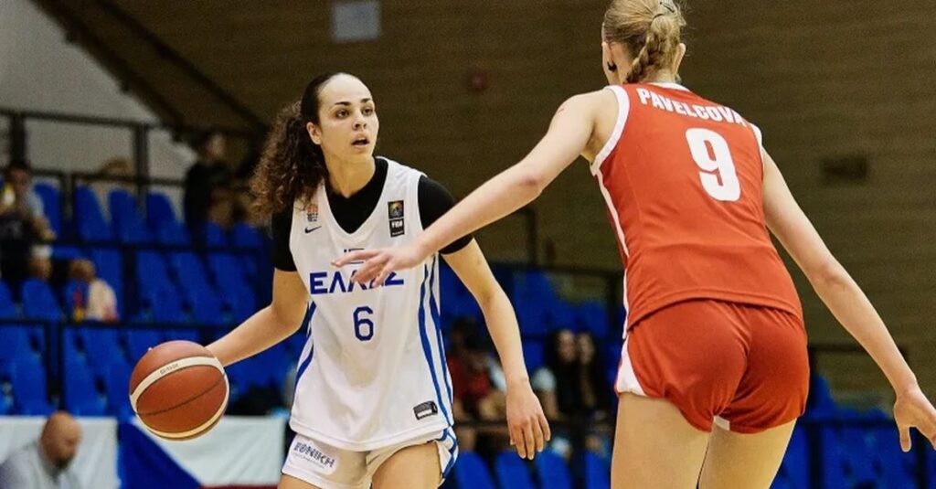 Ελλάδα -50: Η Έμιλι Μπρζόνοβα ξέρανε την Εθνική Νεανίδων με buzzer-beater πίσω από το κέντρο