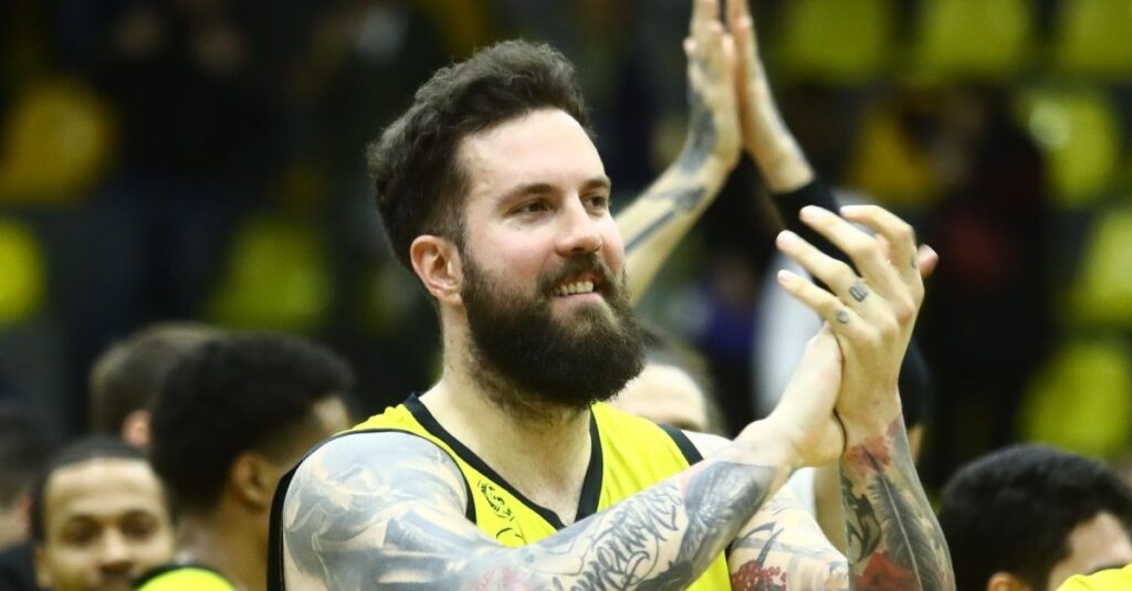 Το σχόλιο του Μίροσλαβ Ραντούλιτσα για το Κόσοβο έβαλε φωτιά στο Instagram του Αμαρουσίου