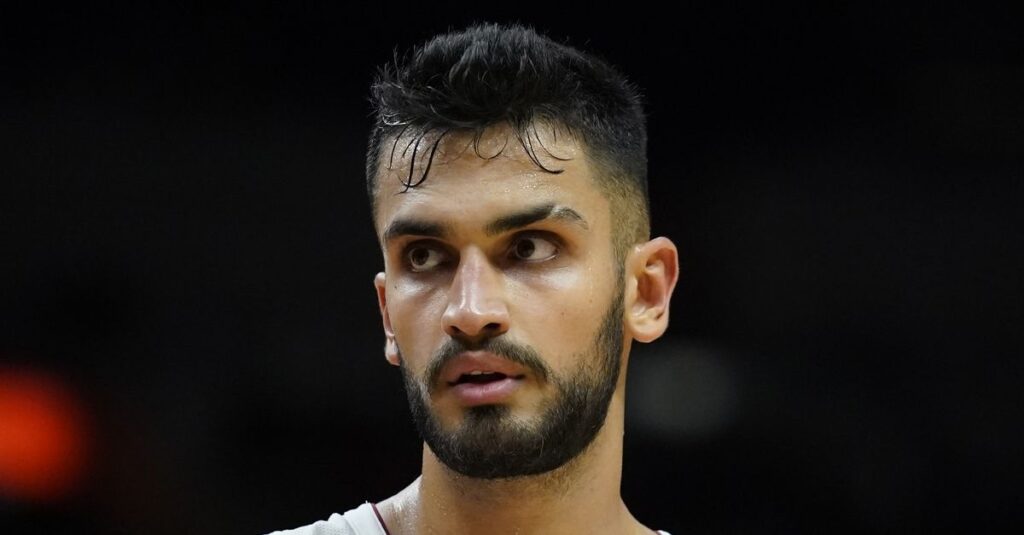 Παναθηναϊκός AKTOR: Γιούρτσεβεν ο εκλεκτός για το “5”, φουλάρουν για τον Τούρκο σέντερ οι πράσινοι