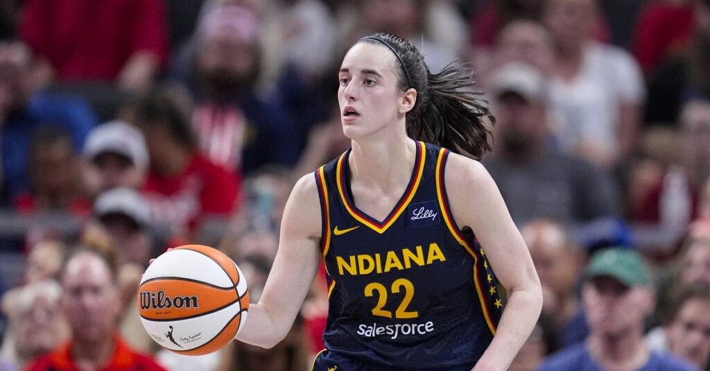 Η Κέιτλιν Κλαρκ πήρε τον τίτλο της WNBA Rookie of the Year