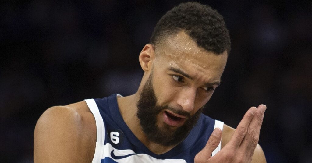 NBA, ξέσπασε ο Γκομπέρ: “Δείξτε μου ποιος άξιζε τα βραβεία του κορυφαίου αμυντικού που έχω πάρει αντί για μένα”