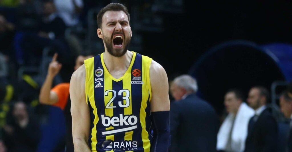 Βίρτους -86: Αλύγιστη και μόνη στην κορυφή της EuroLeague με θρίαμβο στη Μπολόνια