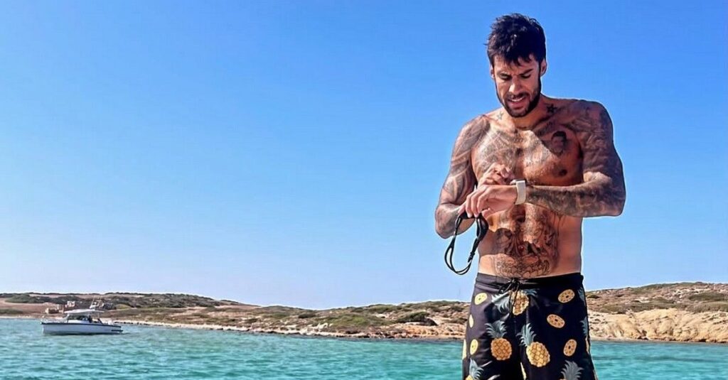 Ο χειμερινός κολυμβητής, Πρίντεζης και η αγάπη του για την θάλασσα