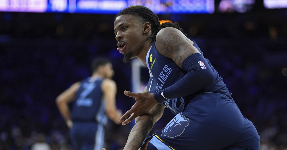 NBA: Ο Μοράντ υπέγραψε την απόδραση των Γκρίζλις από τη Μινεσότα