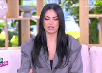 Η αποκάλυψη της Αλεξανδράκη για την πρώτη της σχέση: «Ήταν με γυναίκα για ένα χρόνο» (vid)