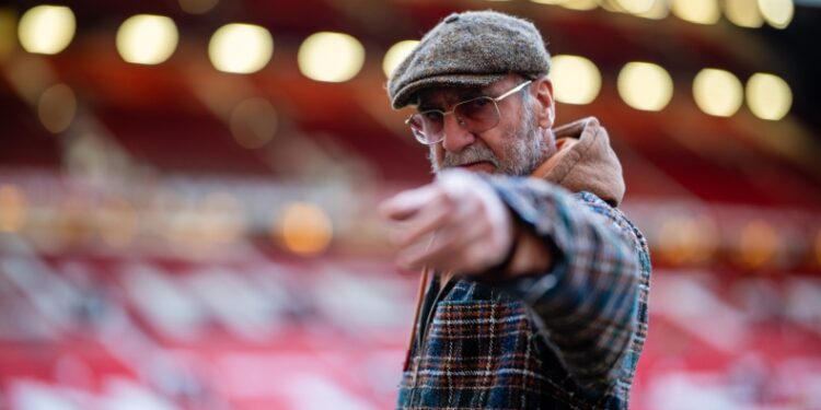 Άγριο «κράξιμο» Καντονά σε Ράτκλιφ: «Καταστρέφει τα πάντα στην Γιουνάιτεντ και δεν σέβεται κανέναν»