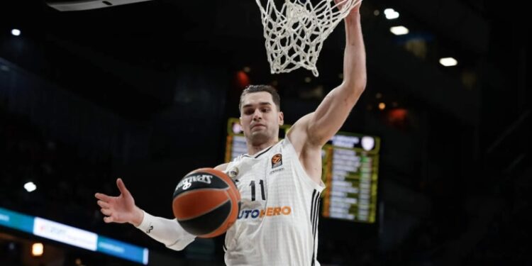 Χεζόνια: «Είμαστε έτοιμοι για τον Ολυμπιακό»