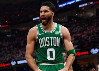 Σέλτικς -86: Άνετο πρώτο βήμα των περυσινών πρωταθλητών (vid)