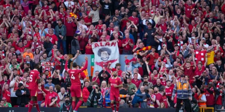 «Χρυσή» σεζόν για Λίβερπουλ