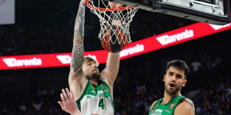 Όταν ο αντίπαλος ξέρει ότι θα χάσει…