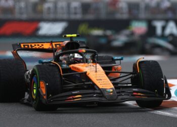 F1: Ο Νόρις νίκησε στο χαοτικό Σπριντ του Μαϊάμι