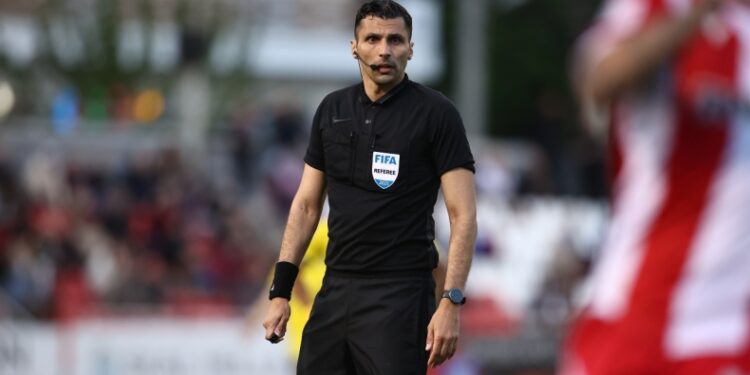 Διαιτησία: Ο Φωτιάς ο μόνος Έλληνας που εντάχθηκε στο πρόγραμμα ταλέντων / μεντόρων για τους επόμενους ελίτ διαιτητές