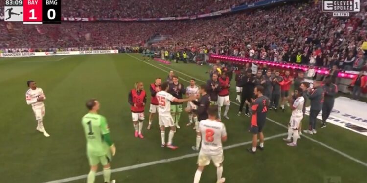 Μπάγερν Μονάχου: Συγκινητικές στιγμές στην τελευταία εντός έδρας παράσταση του Τόμας Μίλερ (vid)