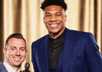 Άλεξ Σαράτσης: Ο εκ των ατζέντηδων του Αντετοκούνμπο υποψήφιος για πρόεδρος των Χοκς σύμφωνα με τον Stein