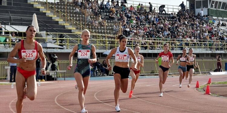 Οι Δεσπολλάρη, Σπανουδάκη και Κορέβενα ξεχώρισαν στα «Παπαφλέσσεια»