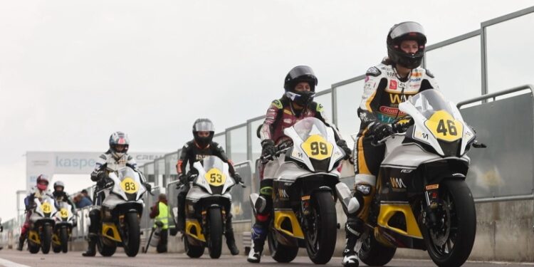 Yamaha «Race Like a Girl» για την προώθηση της ισότητας και της ένταξης στο μηχανοκίνητο αθλητισμό