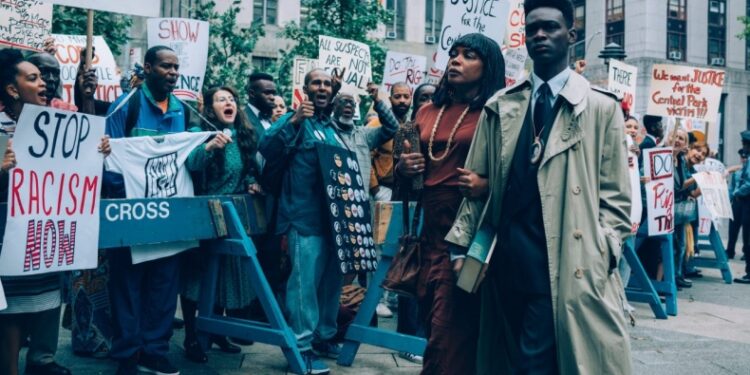 Η σειρά του Netflix που έκανες τους χρήστες να δακρύσουν: Το αριστούργημα βασισμένο σε αληθινά γεγονότα (vid)