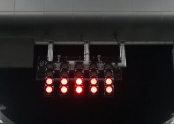 F1, η ταινία: Ετοιμαστείτε, σβήνουν τα κόκκινα φώτα!