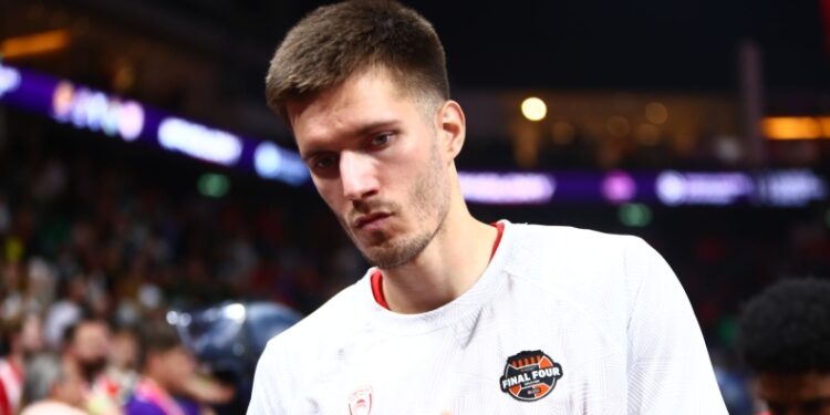 Ολυμπιακός, Πετρούσεφ: Εξέπνευσε το NBA Out στο συμβόλαιό του