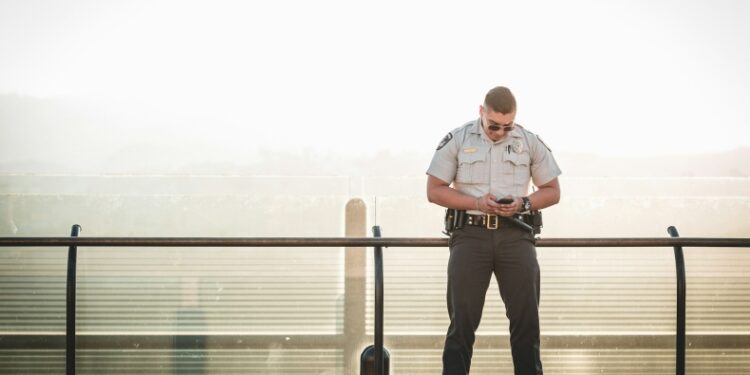 Η πιο σέξι αντρική δουλειά για το 2025 δεν είναι αυτή που νομίζεις