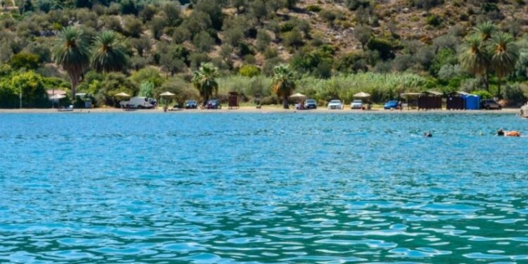 5 μονοήμερες αποδράσεις με αυτοκίνητο, για να μην «λιώσεις» τον Αύγουστο στην Αθήνα