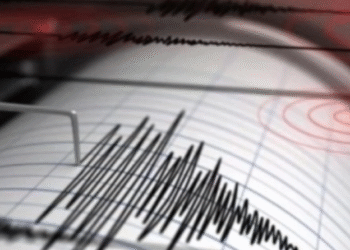 Ισχυρός σεισμός τώρα 6,1 Ρίχτερ στην Τουρκία: Αναφορές πως έγινε αισθητός στο Αιγαίο