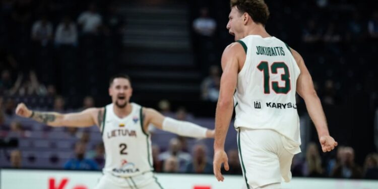 EuroBasket 2025, Λιθουανία -67: Σόου Γιοκουμπάιτις, Βαλαντσιούνας και 2/2
