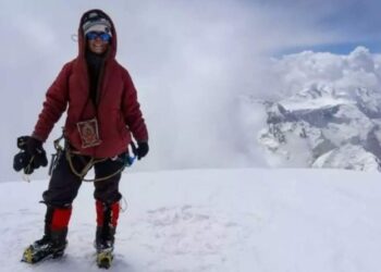 Οι αρχές σταματούν τις έρευνες για τη χαμένη Ρωσίδα ορειβάτισσα: «Δεν έχει πιθανότητες επιβίωσης» (vid)