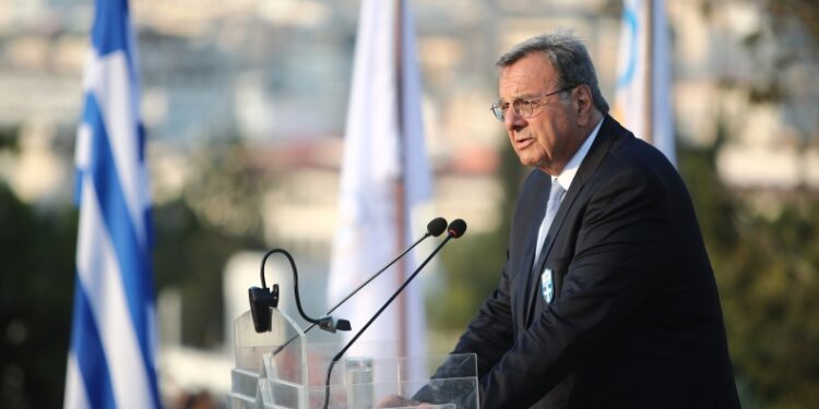 H ΕΟΕ ευχαριστεί την κυβέρνηση και τον Βρούτση, για τη δωρεάν φιλοξενία των εθνικών ομάδων στα Αθλητικά Κέντρα