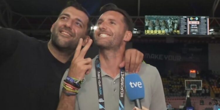 EuroBasket 2025: Ο Ρούντι σταμάτησε τις δηλώσεις του για να βγάλει σέλφι με τον Μπουρούση (vid)