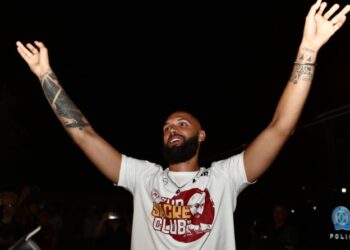 Ο Φουρνιέ θυμήθηκε την άφιξή του: «Πριν από έναν χρόνο ξεκινούσα μία περιπέτεια, ευχαριστώ όσους βρέθηκαν εκεί»