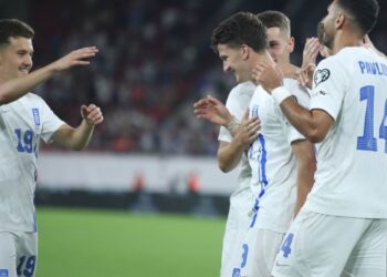 Ελλάδα -1: Καρέτσας και Τζόλης ονειρεύονται το Μουντιάλ