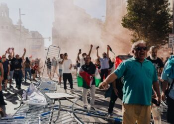 O Γύρος Ισπανίας ολοκληρώθηκε με ταραχές και οδομαχίες στη Μαδρίτη (vids)