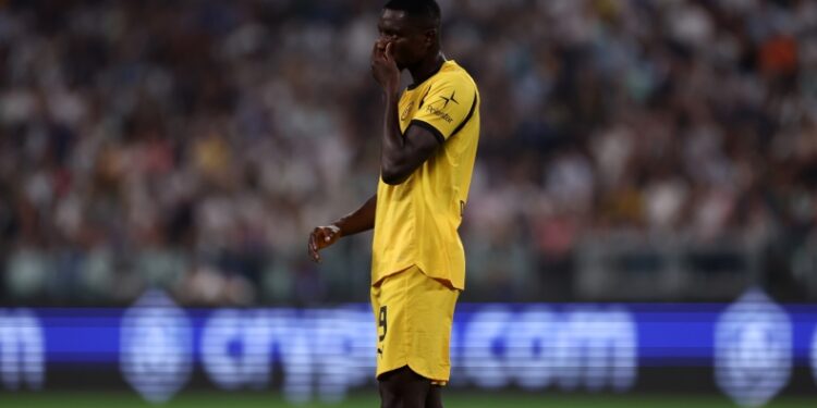 Ντόρτμουντ, Γκιρασί: Έγινε ο «Man with No Name» κόντρα στην Γιουβέντους μετά το… μπέρδεμα στη φανέλα!